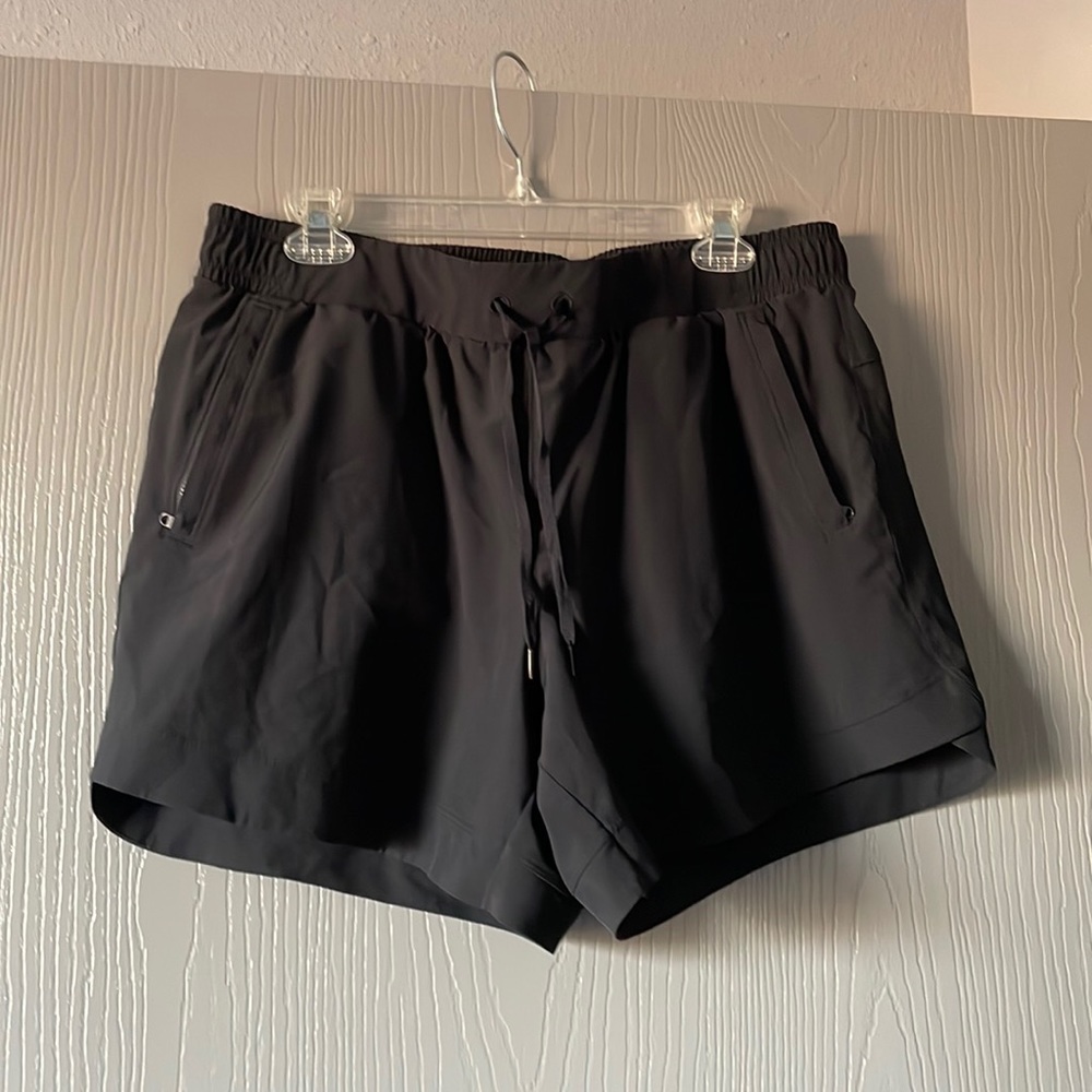 Athletic shorts